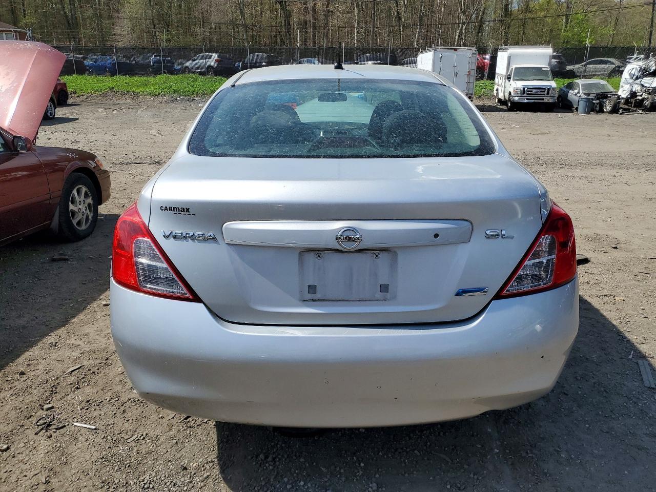 2012 Nissan Versa 1.6 S - Фото 6