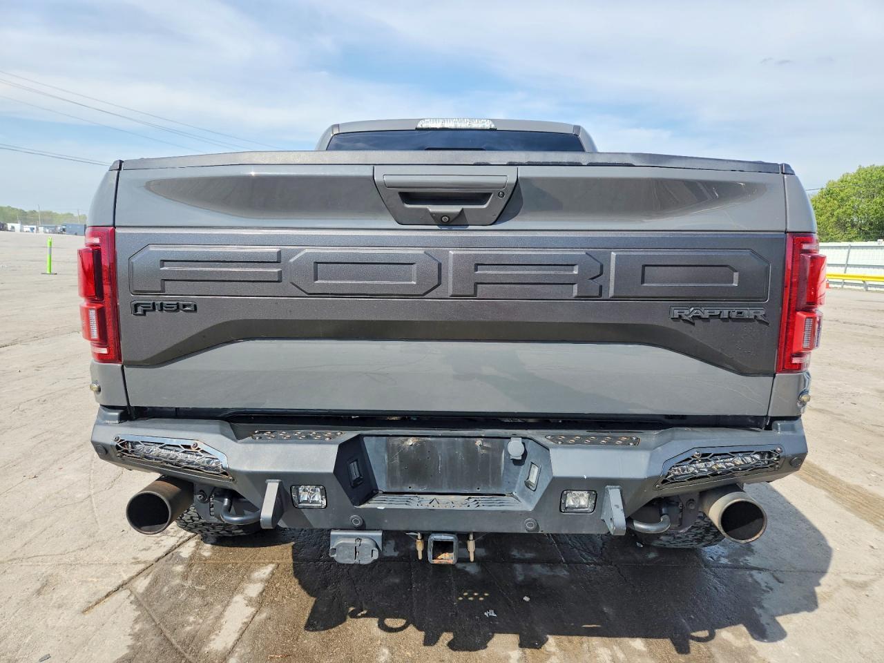 2018 Ford F150 Raptor - Фото 6