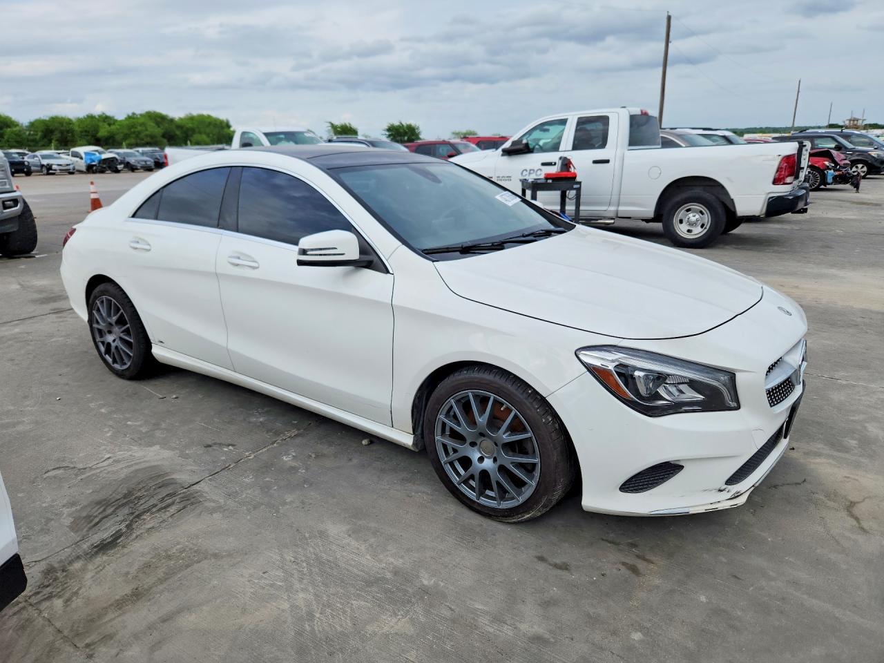 2018 Mercedes-Benz Cla 250 4Matic - Image 4