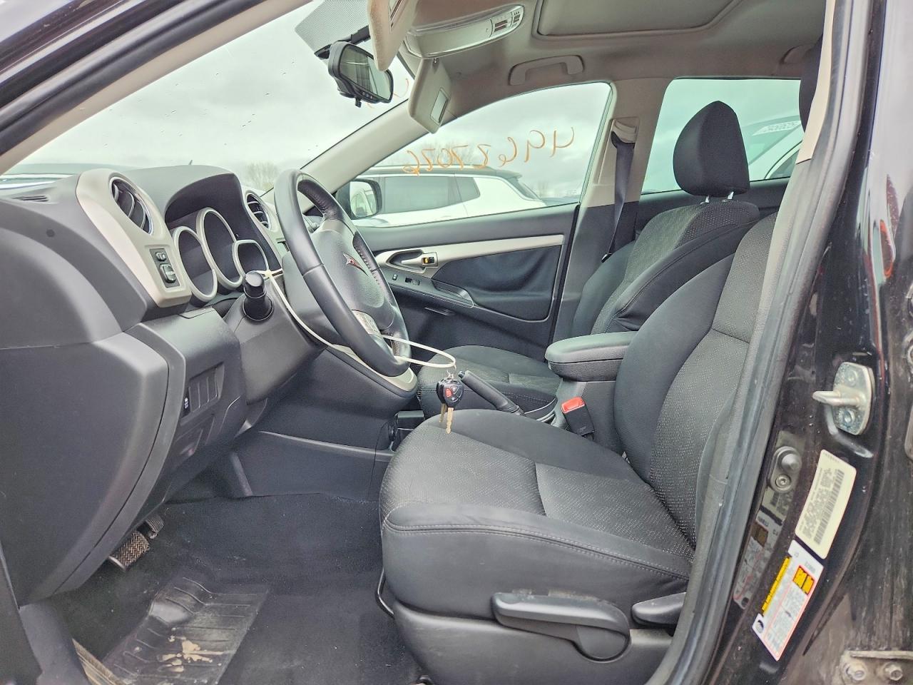 2010 Pontiac Vibe - Фото 7