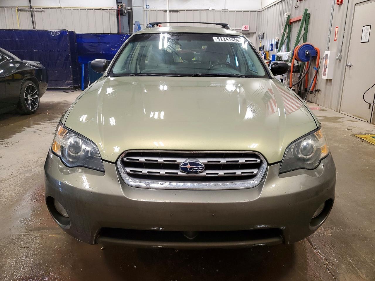 2005 Subaru Legacy Outback 2.5I - Фото 5