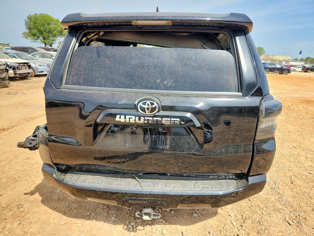 2015 Toyota 4Runner Sr5 - Image 6