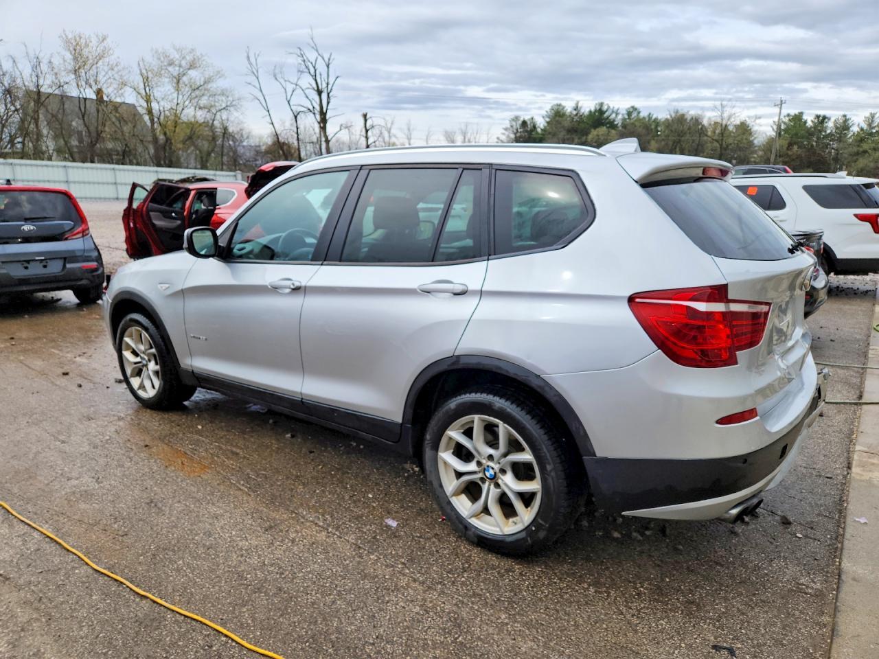 2013 BMW X3 xDrive28I - Фото 2