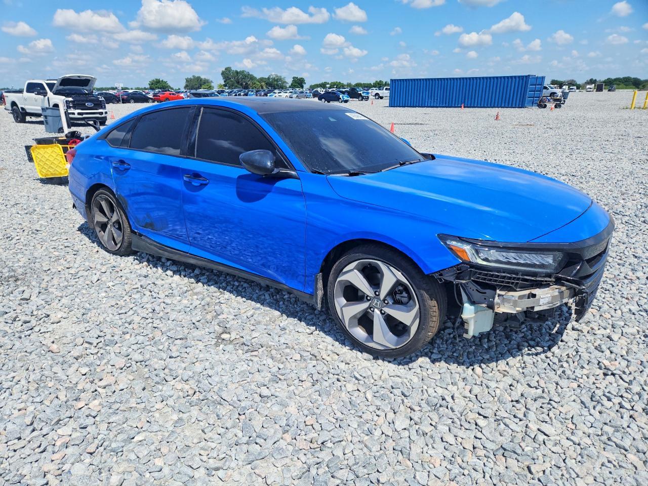 2018 Honda Accord Touring - Image 4