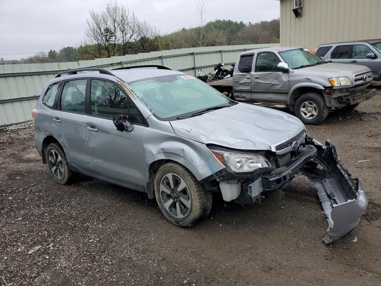 2018 Subaru Forester 2.5I - Image 4