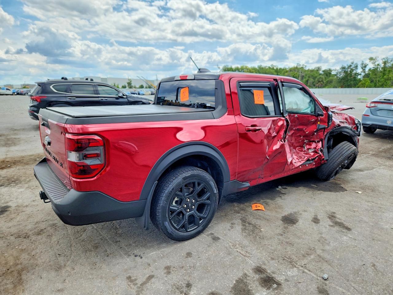 2025 Ford Maverick Lariat - Image 3