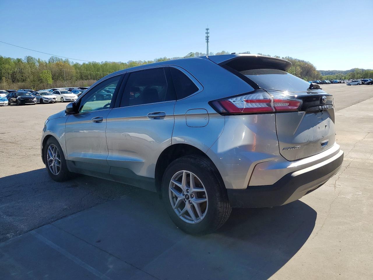 2024 Ford Edge Sel - Image 2