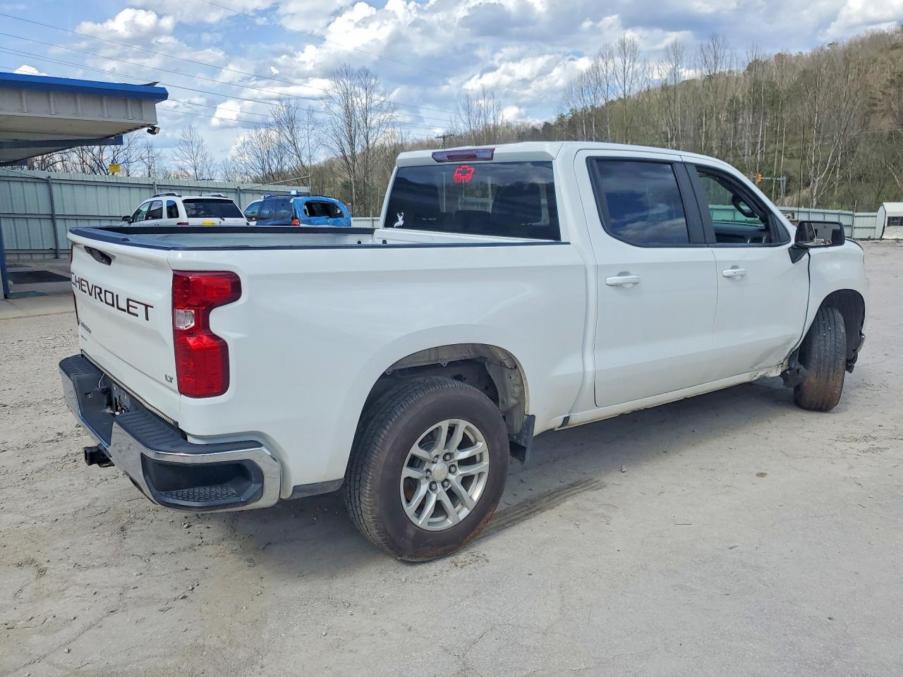 2021 Chevrolet Silverado K1500 Lt - Фото 3