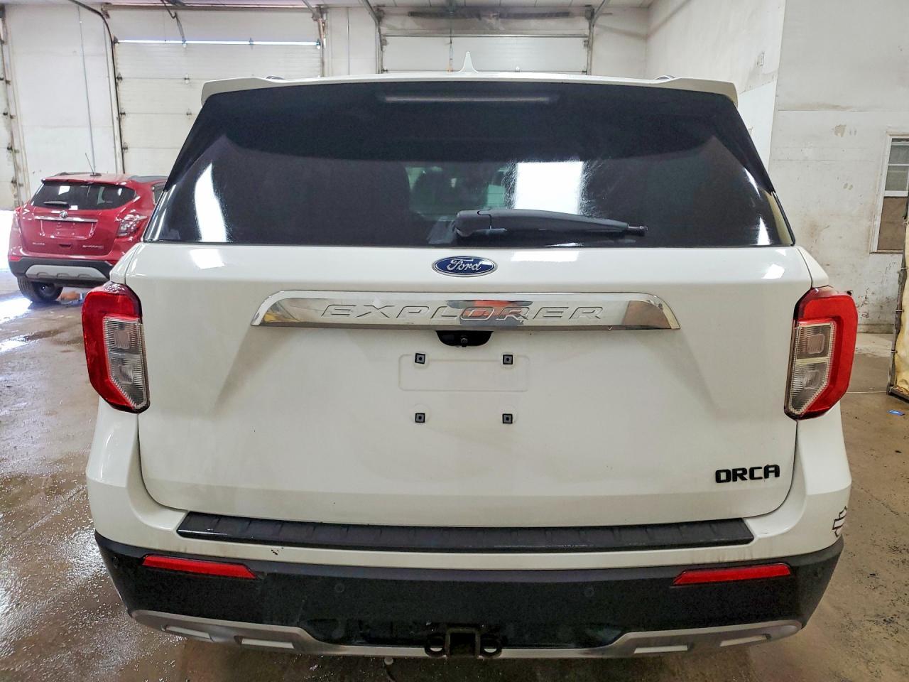 2022 Ford Explorer Xlt - Фото 6
