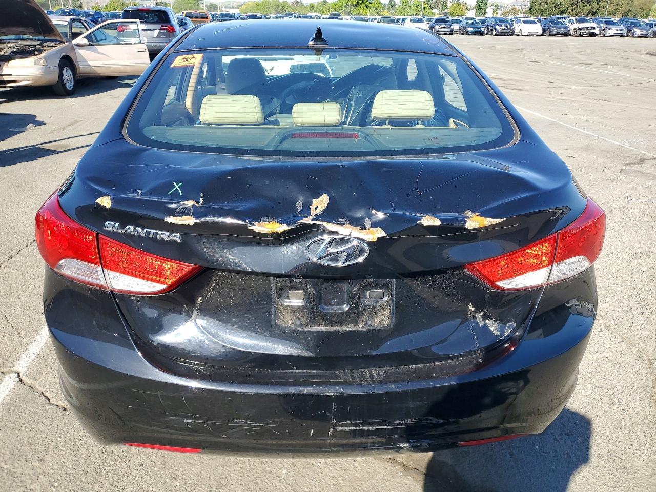 2013 Hyundai Elantra Gls - Image 6