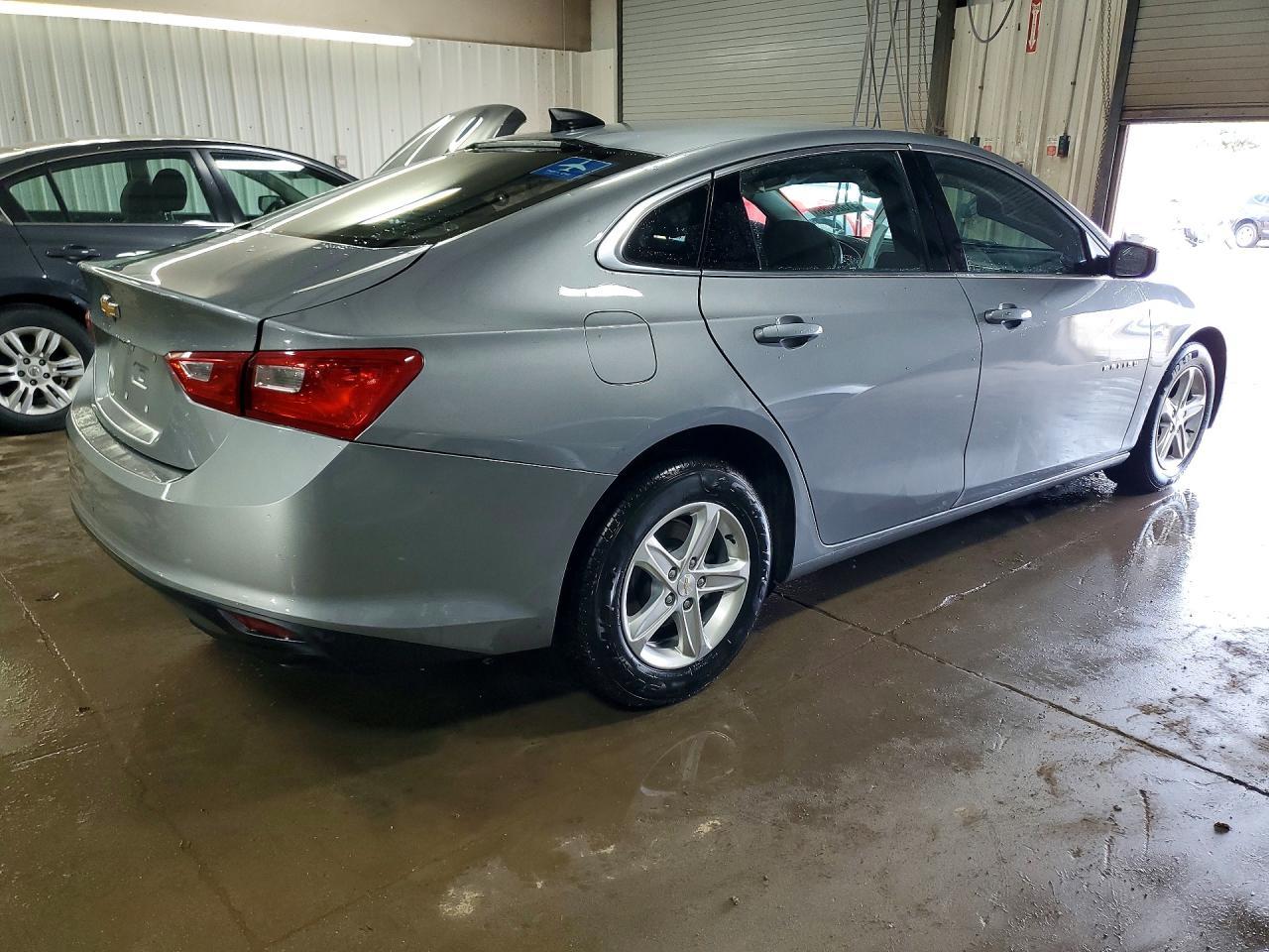 2024 Chevrolet Malibu Ls - Image 3