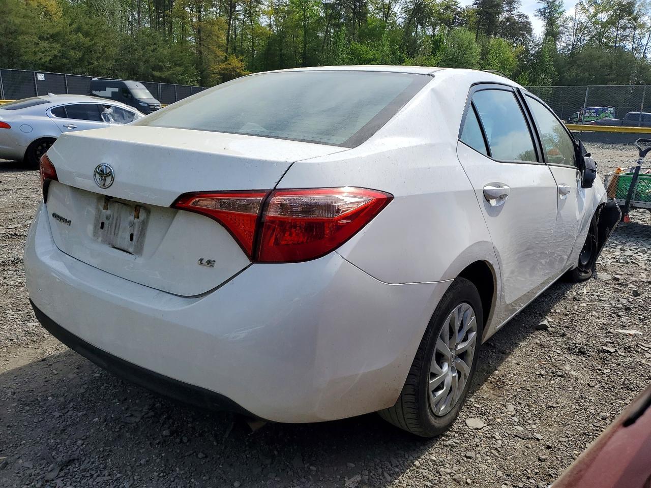 2019 Toyota Corolla Le - Image 3