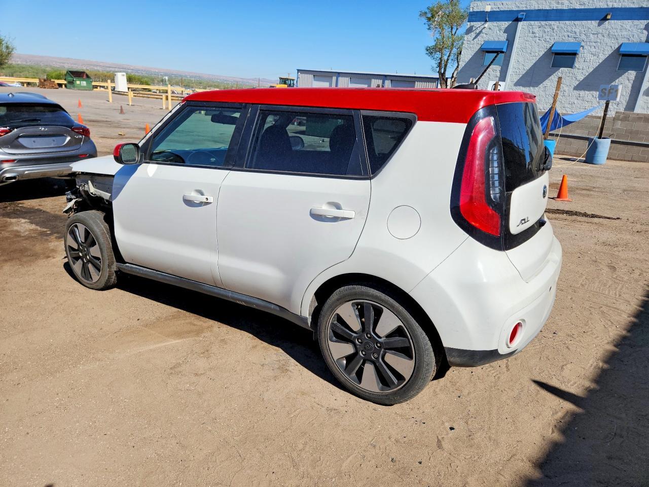 2019 Kia Soul + - Image 2