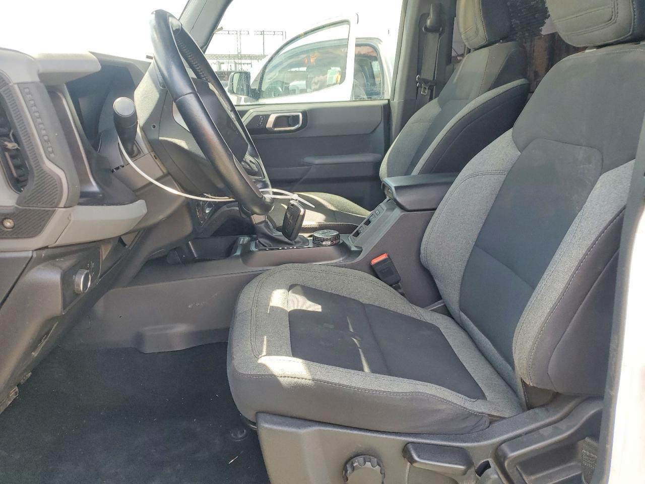 2022 Ford Bronco Base - Фото 7