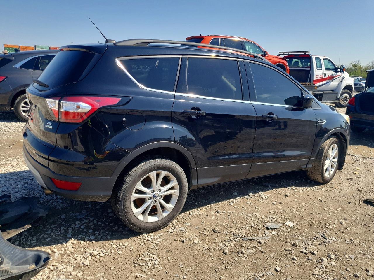 2017 Ford Escape Se - Image 3