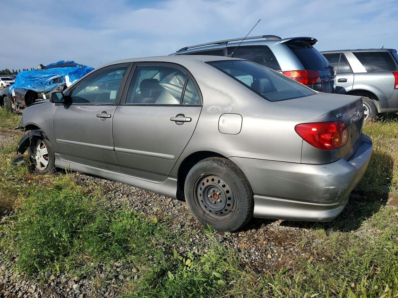 2004 Toyota Corolla S - Фото 2
