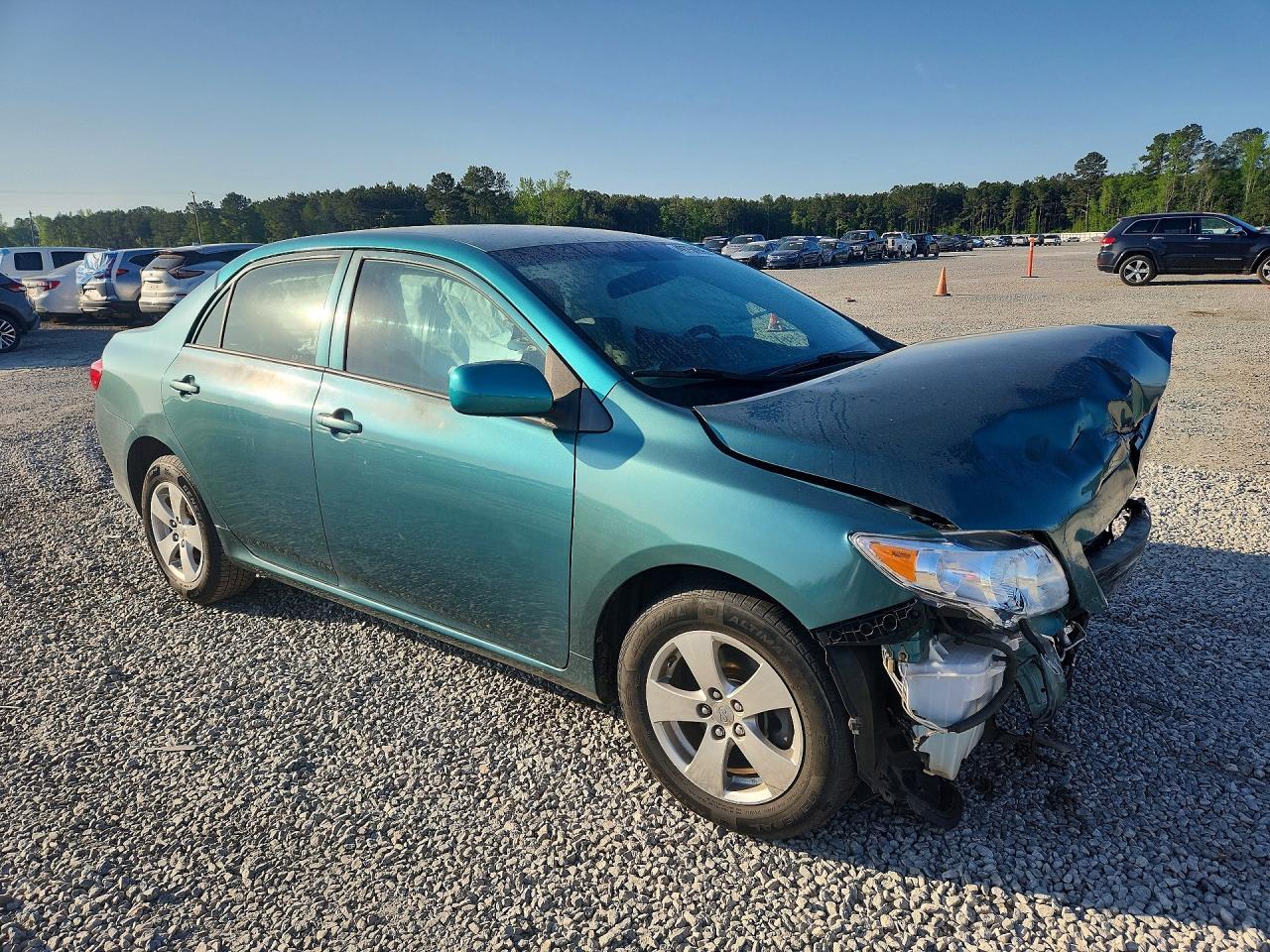 2010 Toyota Corolla Le - Image 4