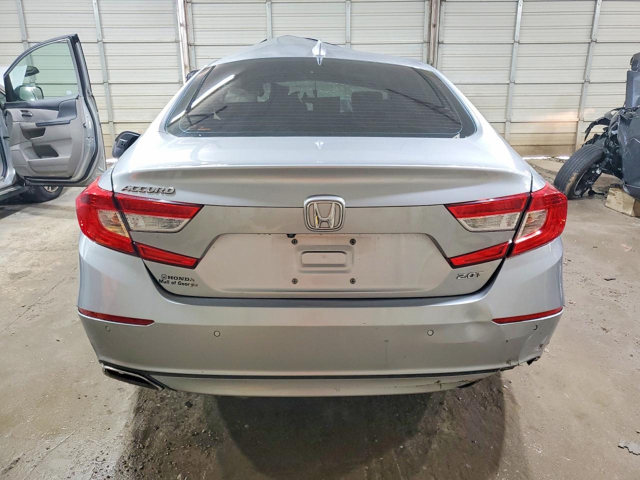 2019 Honda Accord Touring - Фото 6