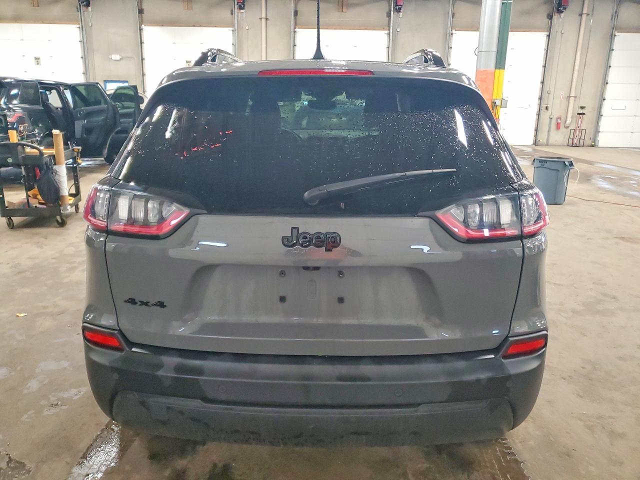 2023 Jeep Cherokee Altitude Lux - Image 6