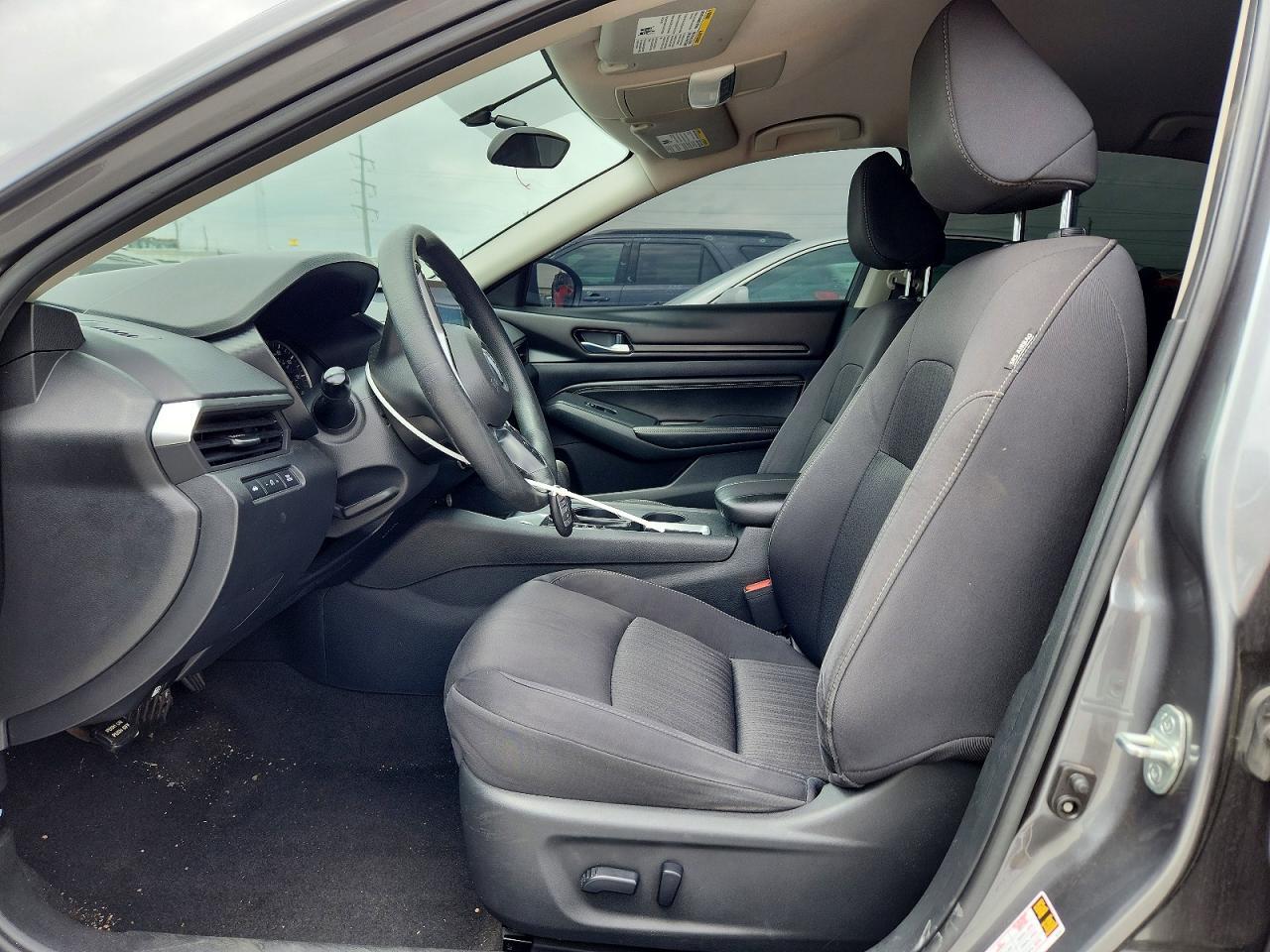 2020 Nissan Altima S - Фото 7