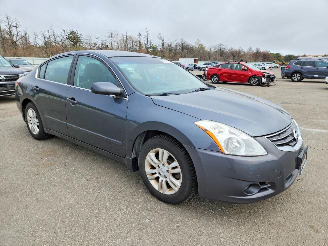 2011 Niss Altima - Фото 4