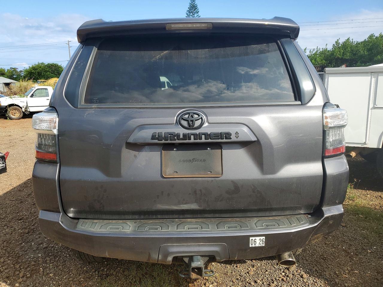 2022 Toyota 4Runner Sr5 - Фото 6