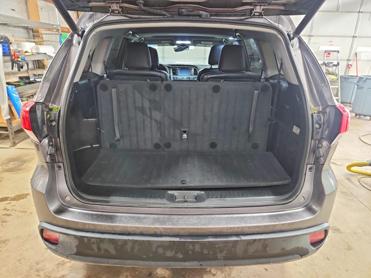2019 Toyota Highlander Xle - Фото 6
