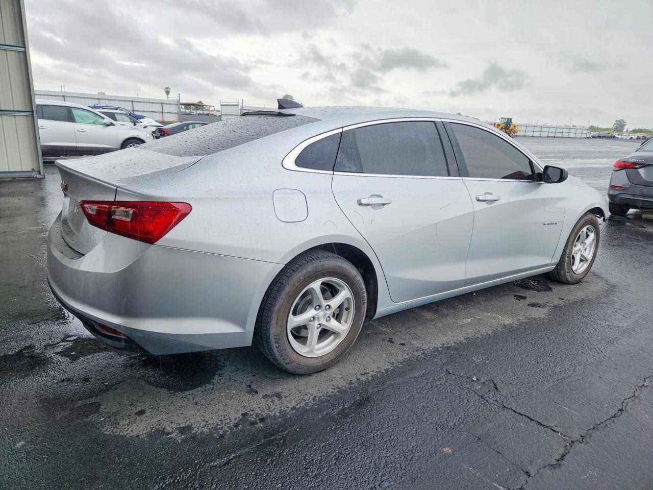 2016 Chevrolet Malibu Ls - Image 3