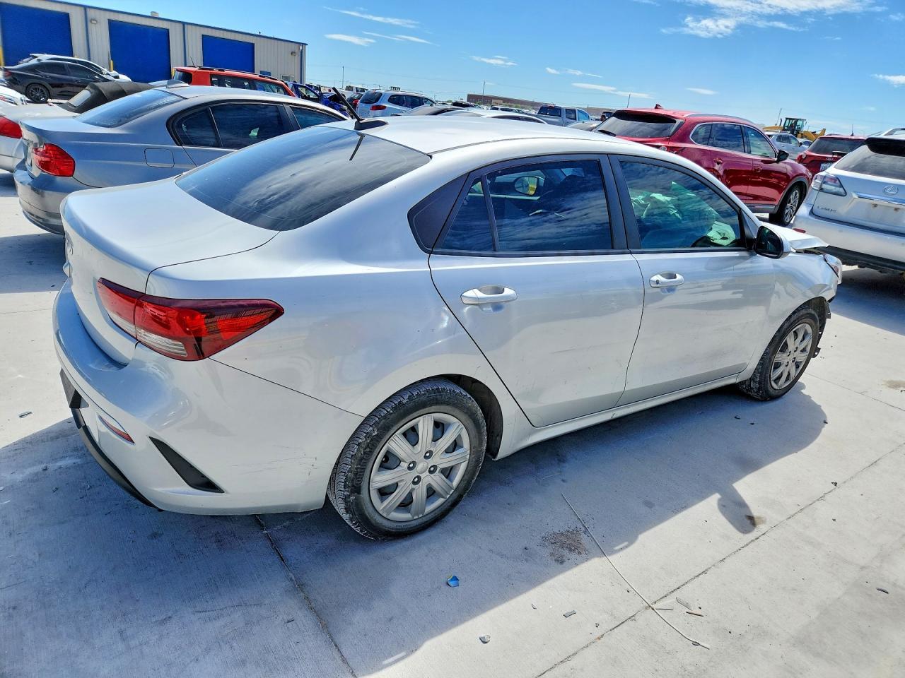 2023 Kia Rio Lx - Фото 3