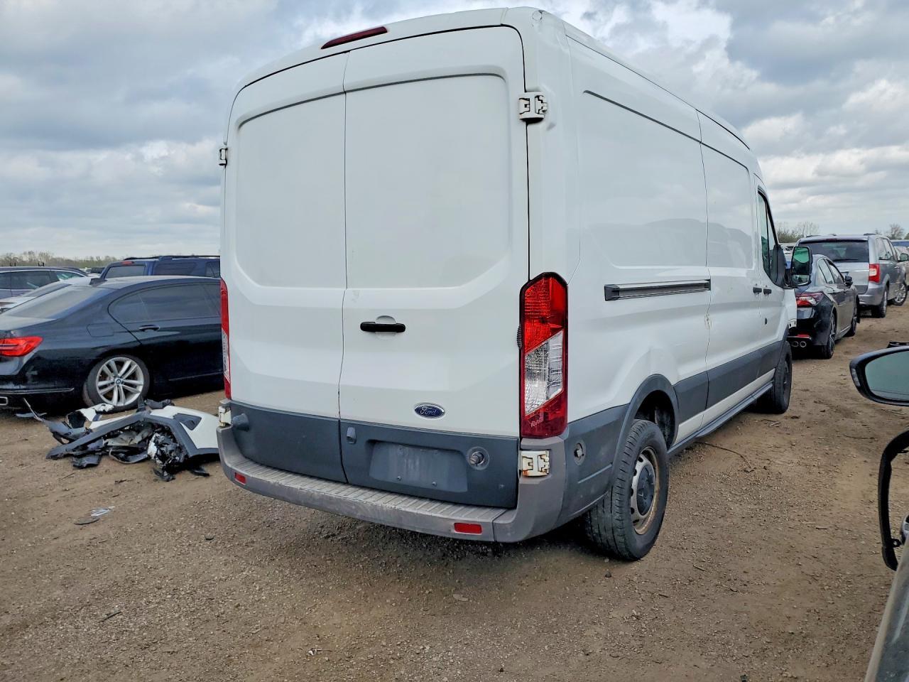 2016 Ford Transit T-250 - Фото 3