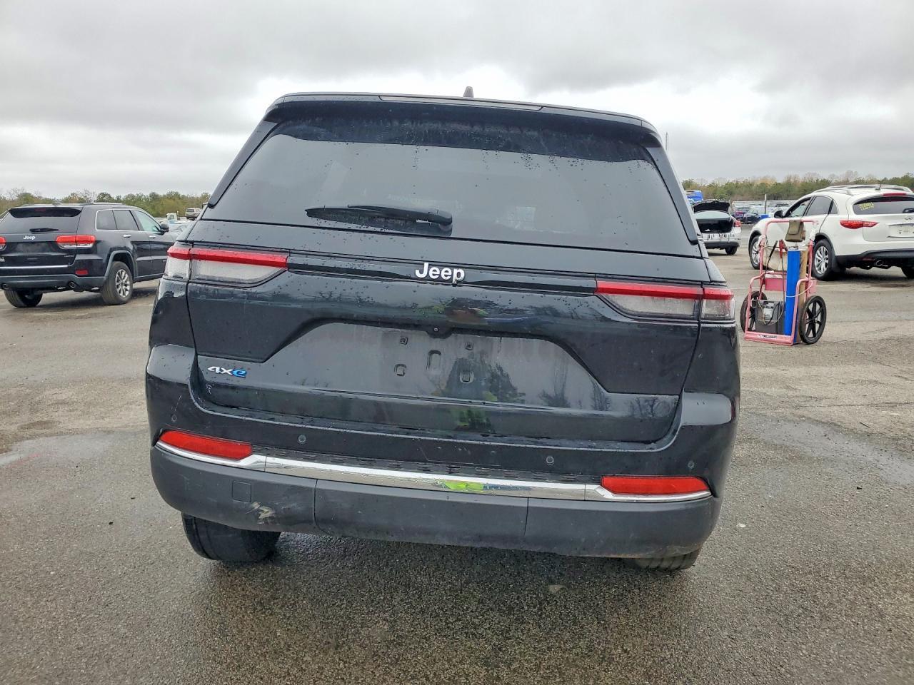 2023 Jeep Grand Cherokee Limited 4Xe - Image 6