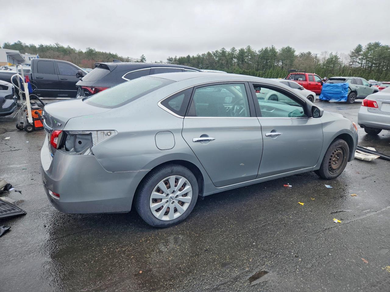 2014 Nissan Sentra S - Image 3