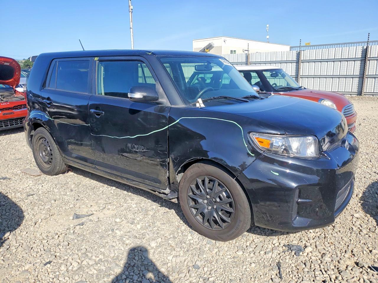 2013 Scion Xb Base - Фото 4