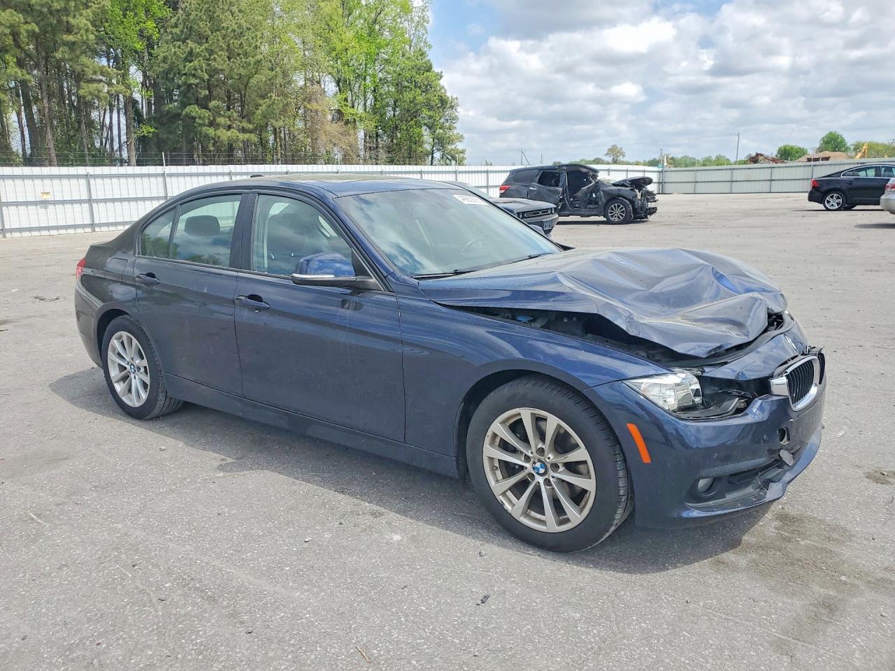 2016 BMW 320 I - Image 4