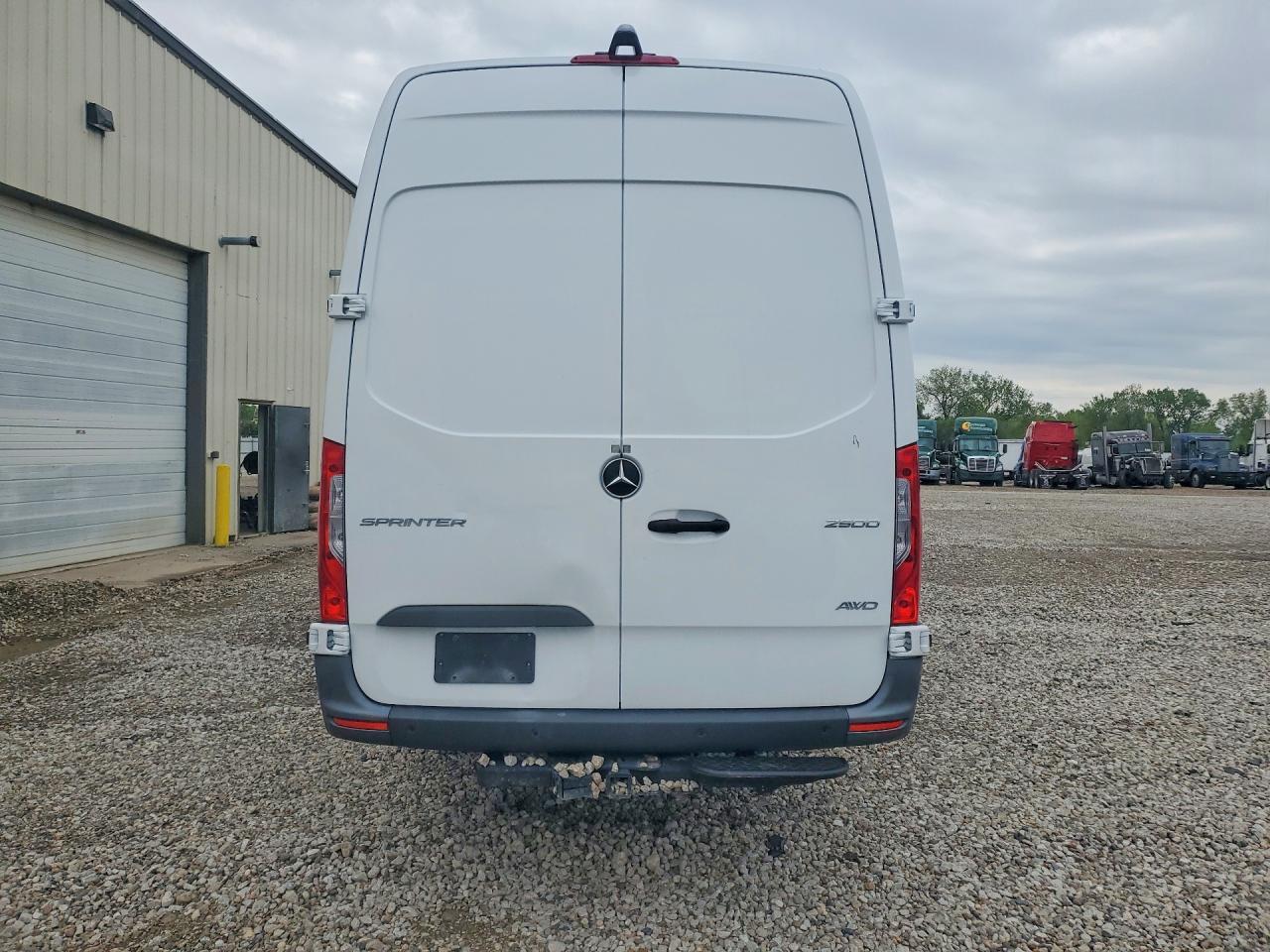 2023 Mercedes Benz Sprinter 2500 Delivery Van - Image 6