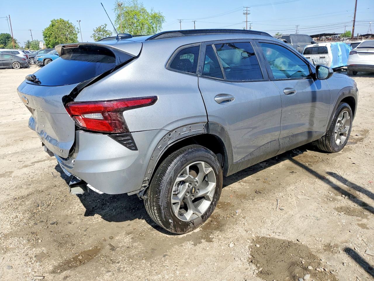 2026 Chevrolet Trax 1Lt - Фото 3