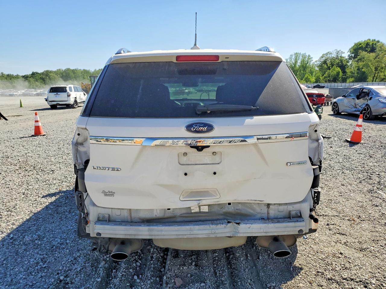 2019 Ford Explorer Limited - Image 6