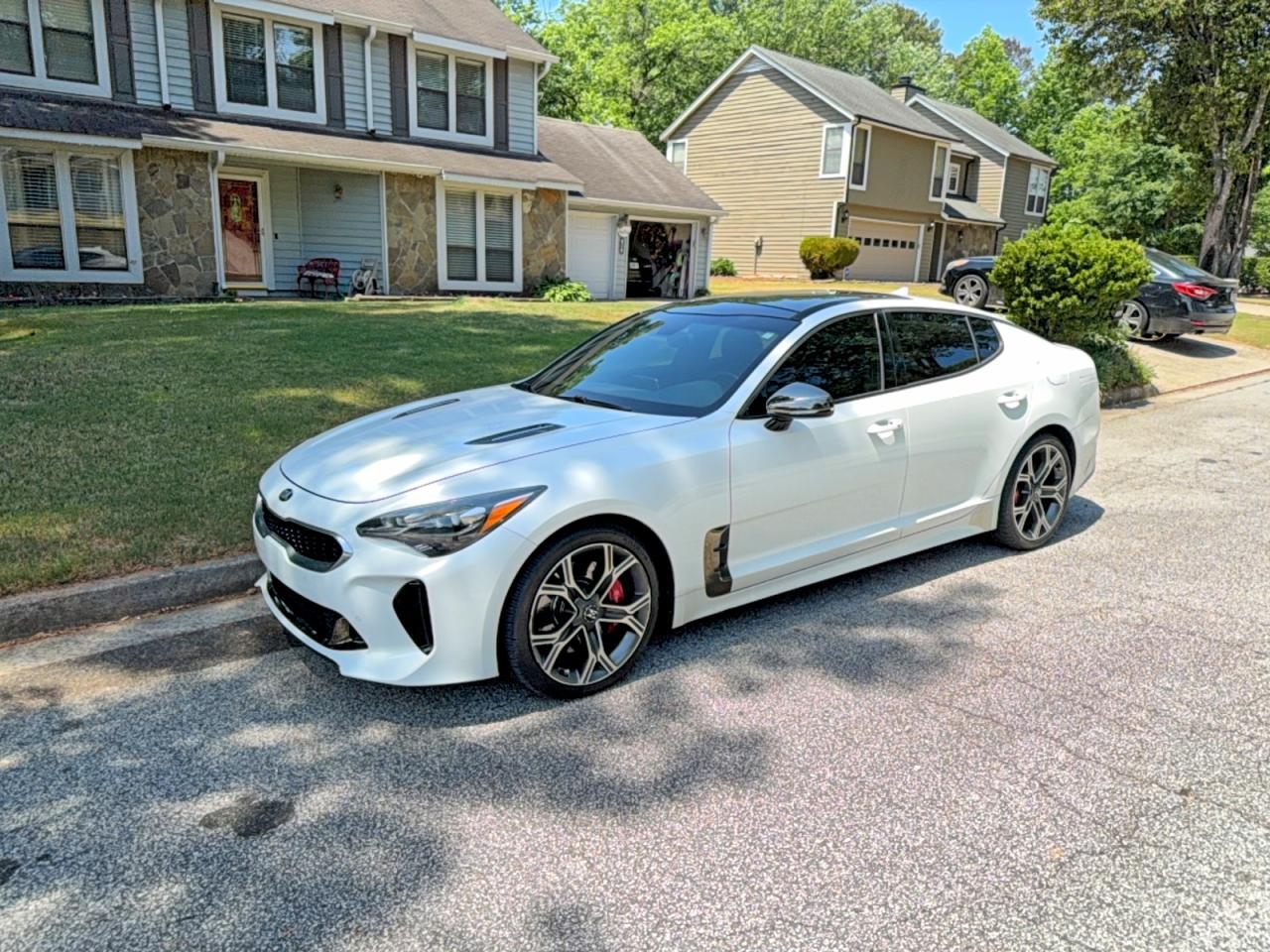 2019 Kia Stinger Gt1 - Фото 2