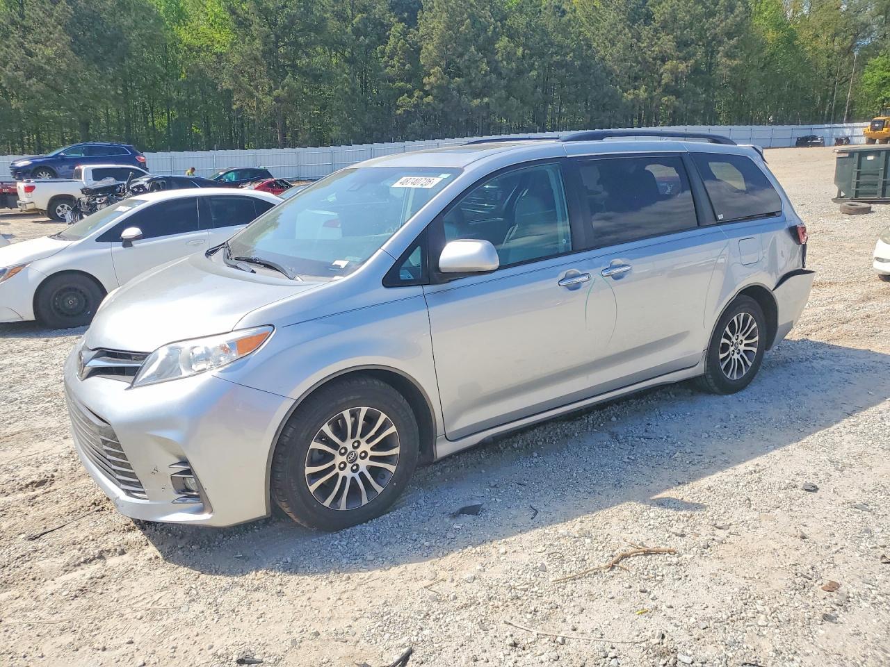 2019 Toyota Sienna Xle 8-Passenger