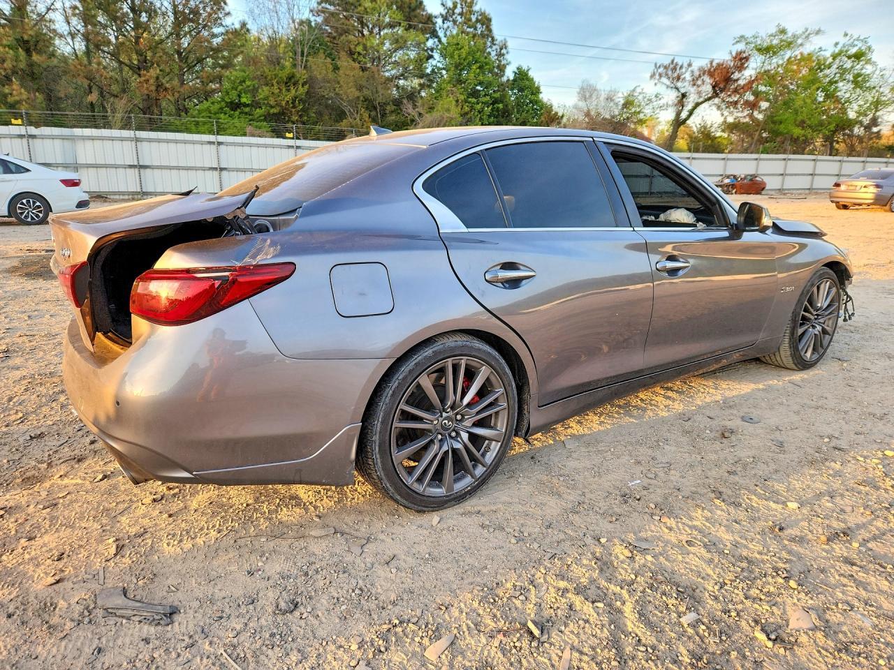 2018 Infiniti Q50 Red Sport 400 - Фото 3