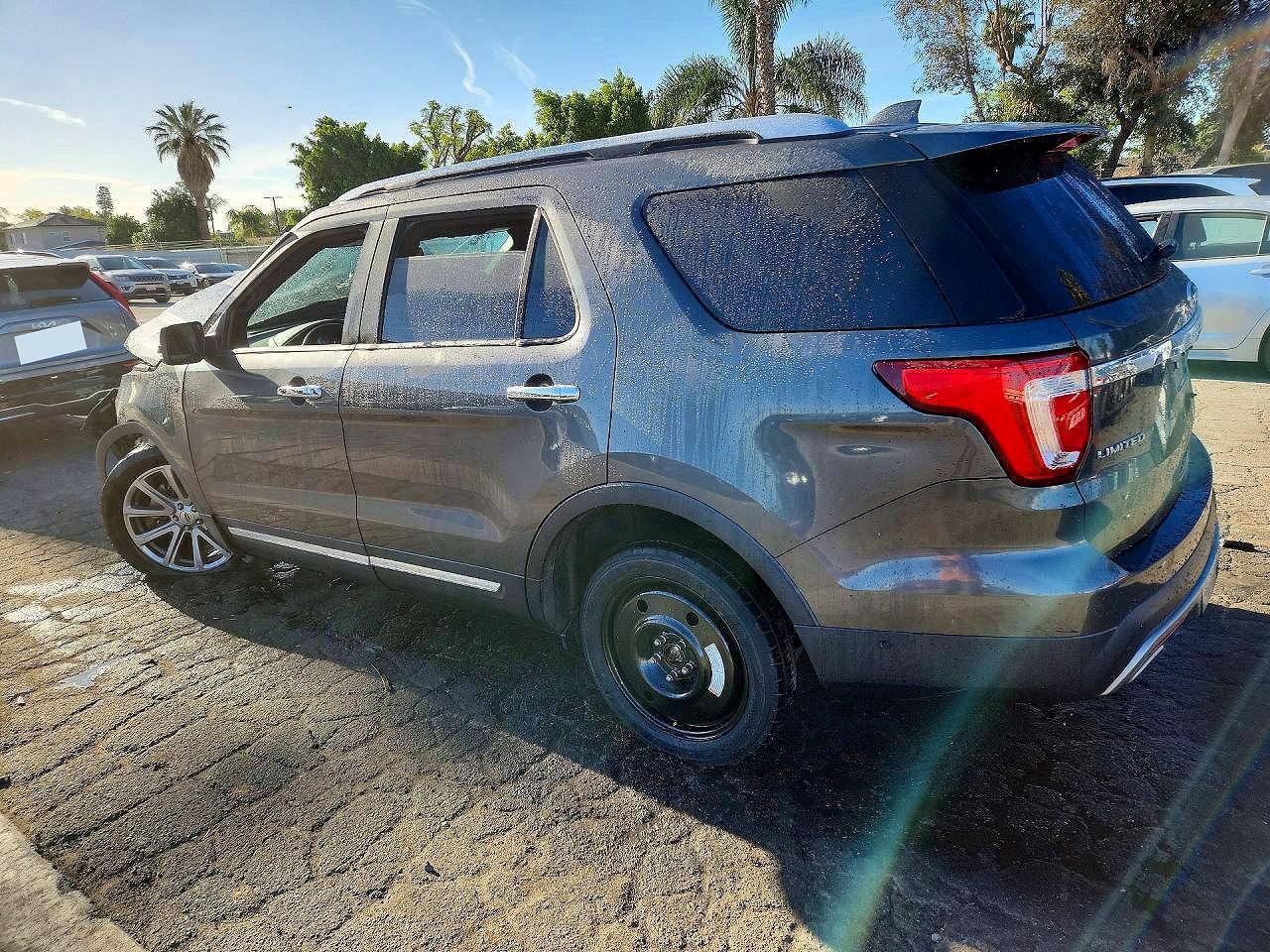 2017 Ford Explorer Limited - Фото 2
