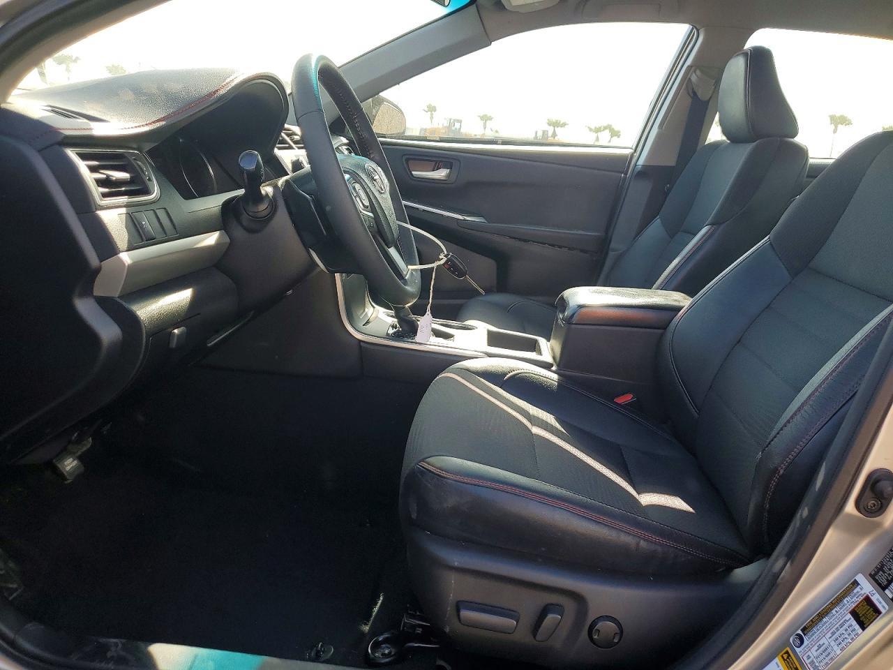 2017 Toyota Camry Se - Фото 7