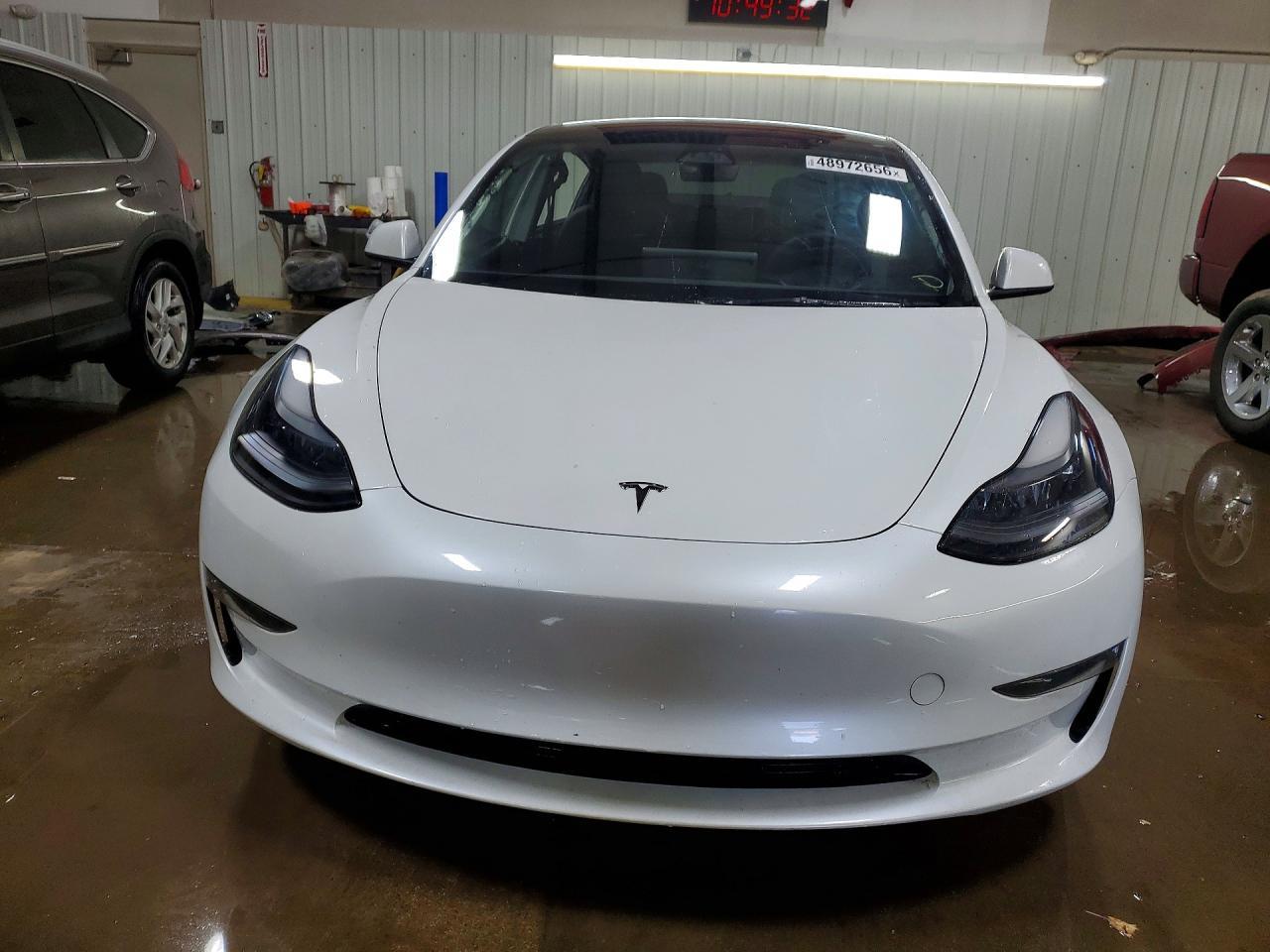 2023 Tesla Model 3 - Фото 5