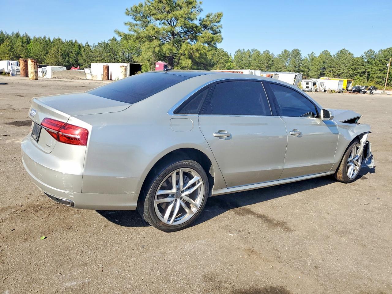 2017 Audi A8 L Quattro - Фото 3
