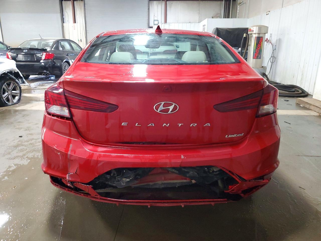 2020 Hyundai Elantra Limited - Фото 6