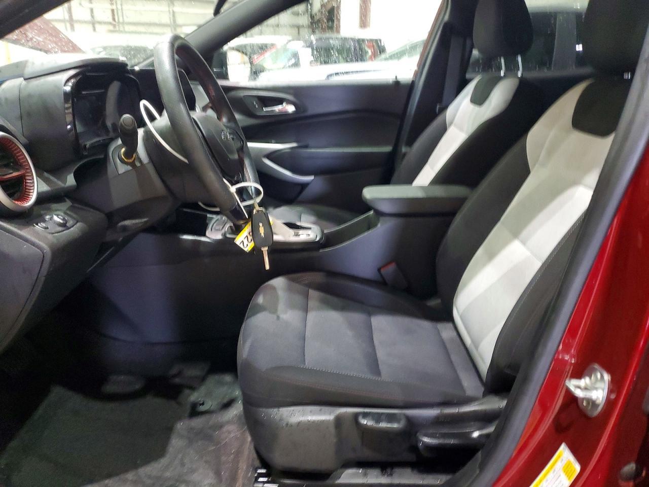 2025 Chevrolet Trax 1Rs - Фото 7