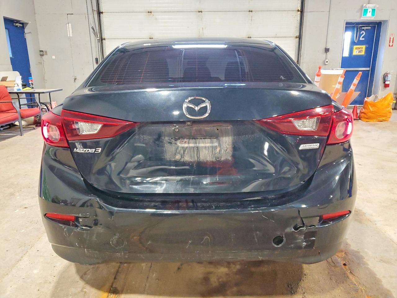 2018 Mazda 3 Gs - Image 6