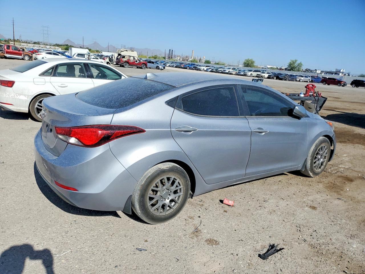 2016 Hyundai Elantra Se - Фото 3