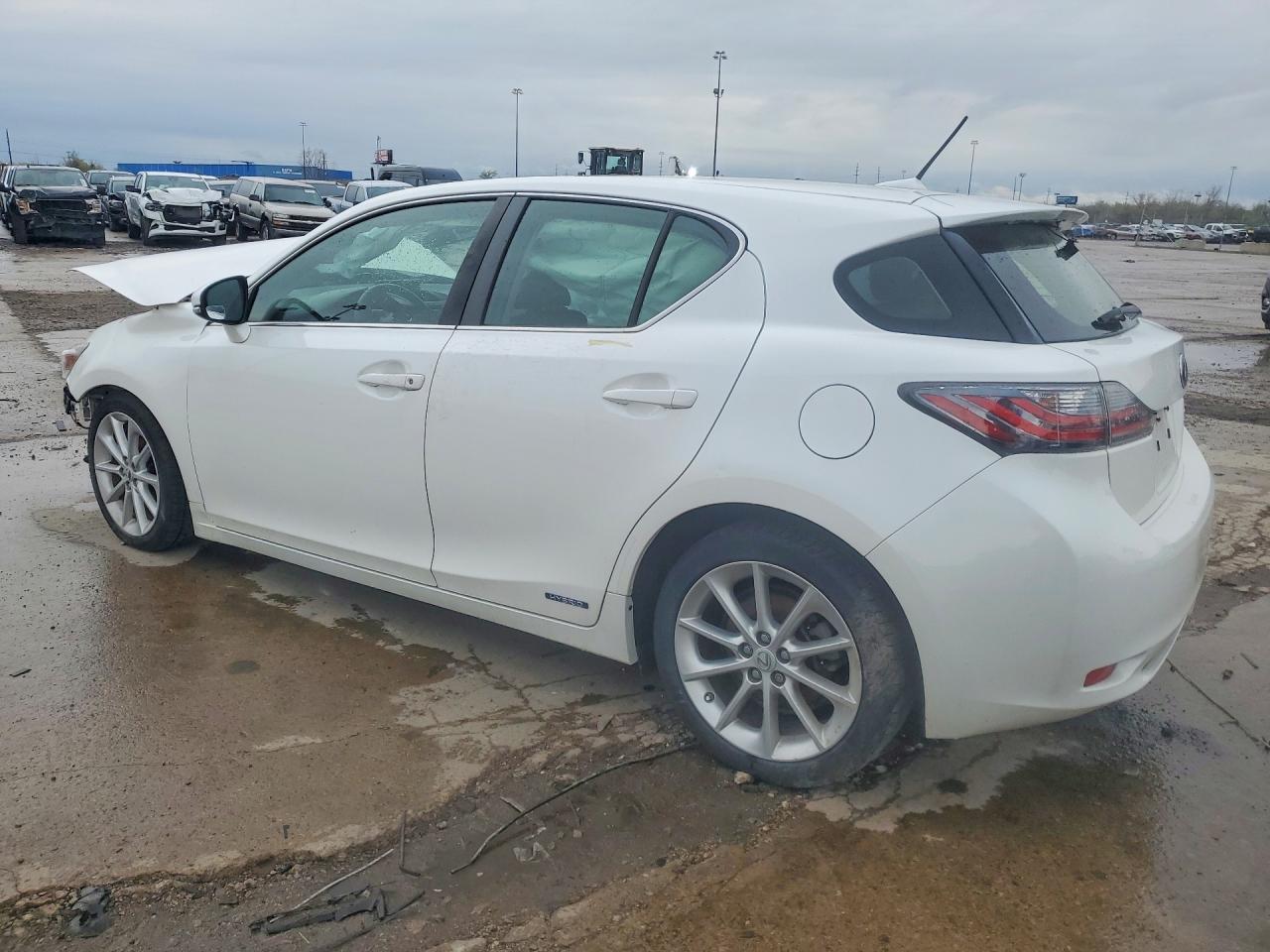 2012 Lexus Ct 200H Premium - Image 2