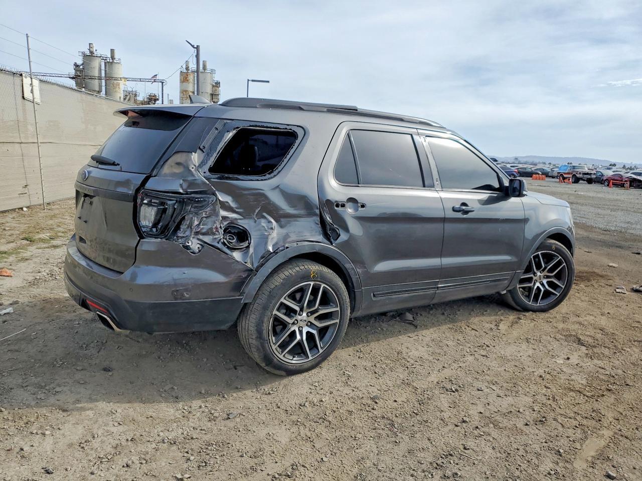2017 Ford Explorer Sport - Фото 3